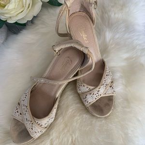 Candies cream crochet wedges 👡👡